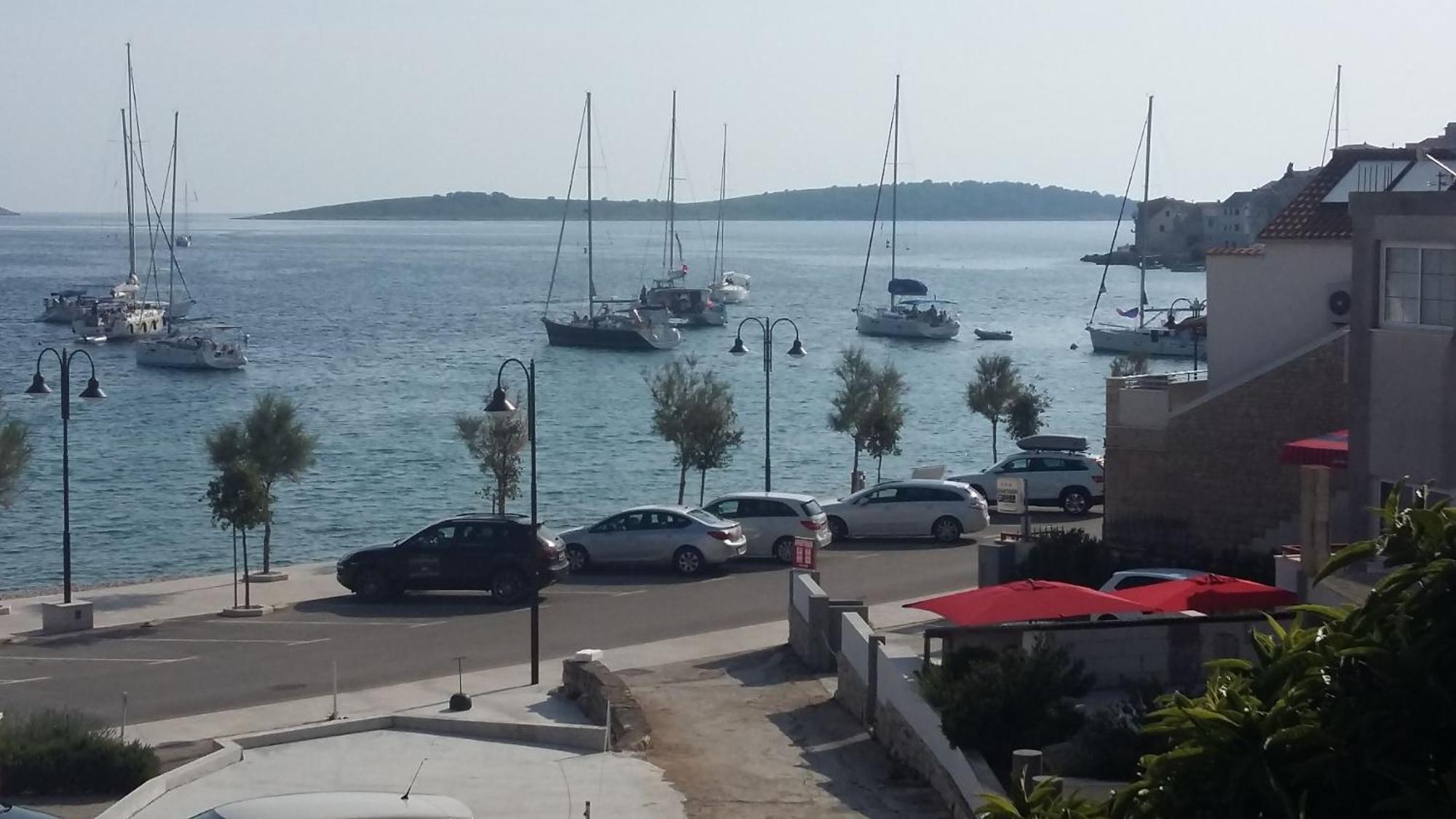 Apartments Mateo - 60M From Sea Primosten Exterior photo